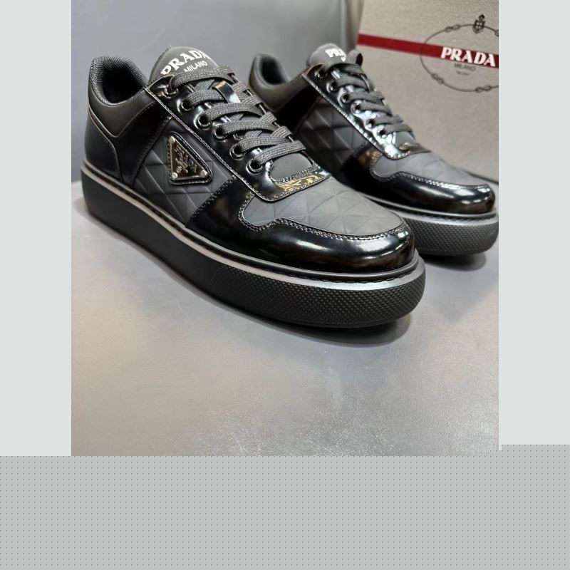 Pra*a sneakers